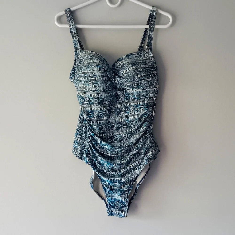 Niptuck One Piece Joanne Swimsuit Multi Fit Cups Side Panel Blue White Size 10 - Picture 1 of 11